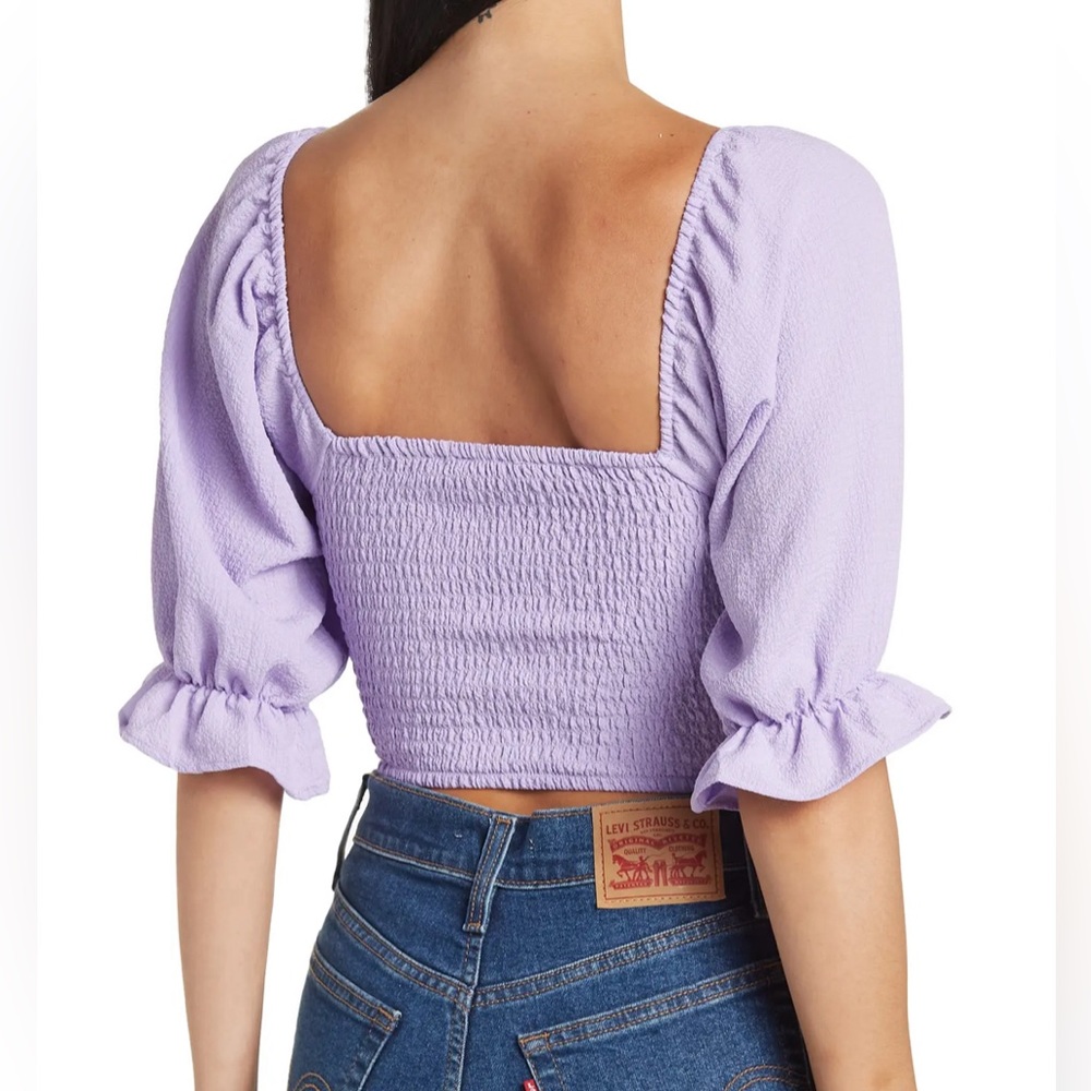 BCBGeneration Puff Sleeve Smocked Crop Top. - Picture 2 of 9